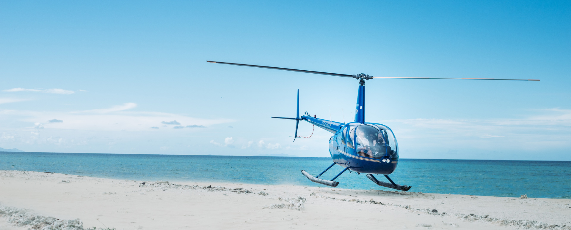 Helikopter vlucht naar een luxe resort in Griekenland!